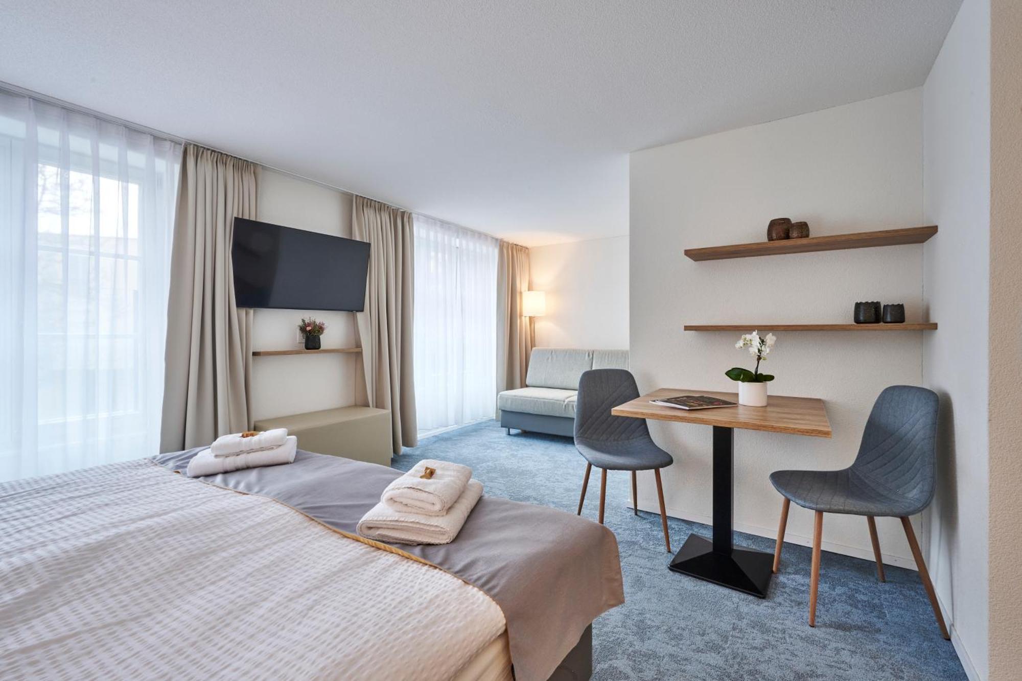 Krone - Self Check-in Apartahotel *
